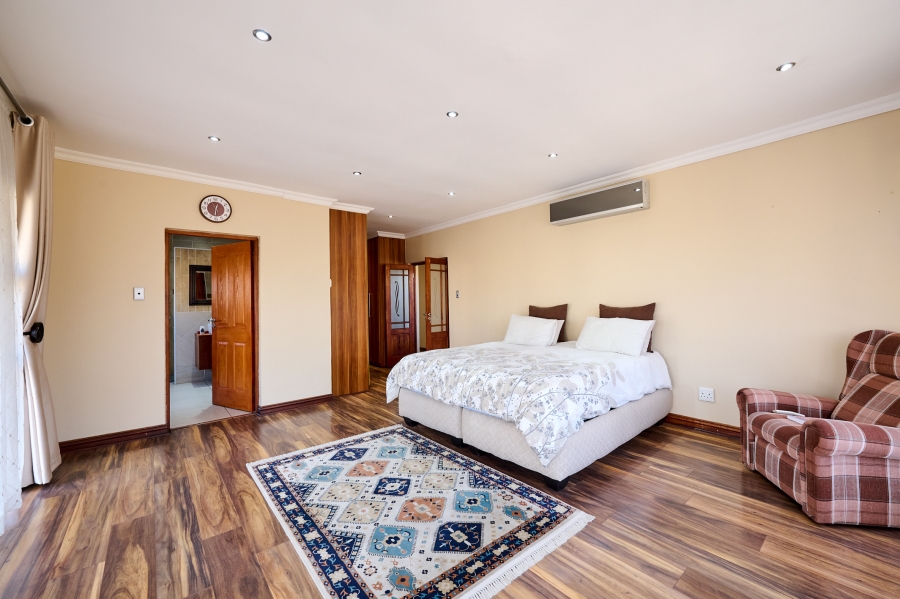 5 Bedroom Property for Sale in Carlswald North Estate Gauteng