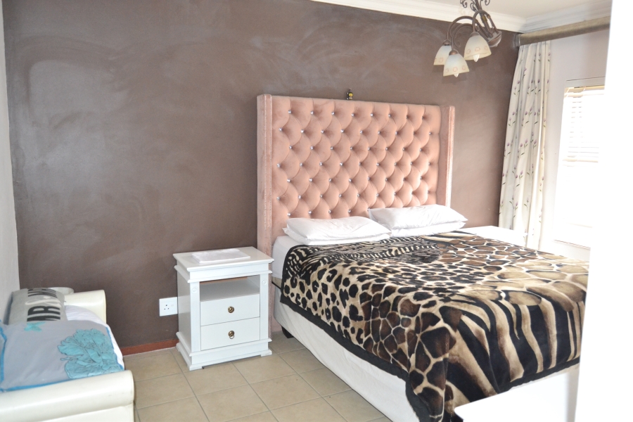 3 Bedroom Property for Sale in Thatchfield Estate Gauteng