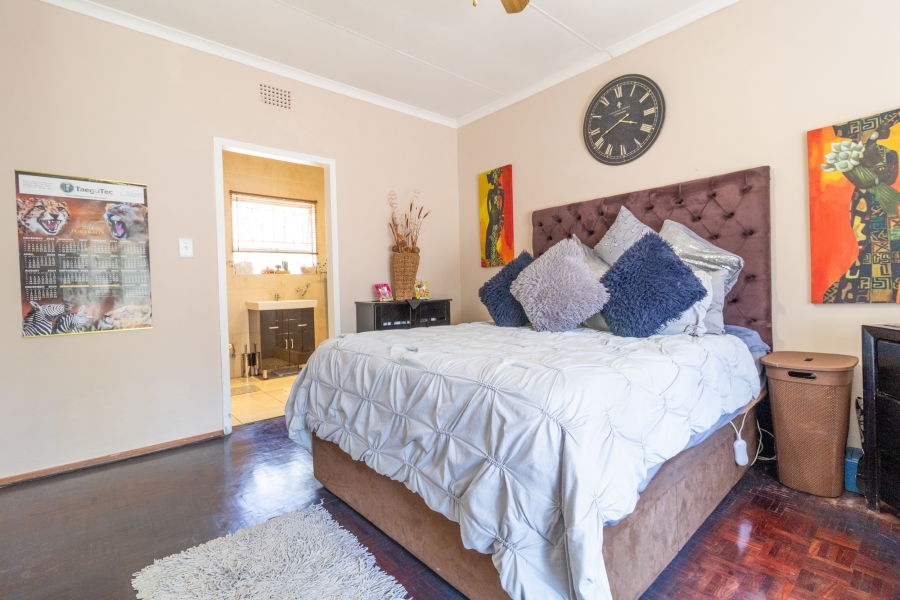 4 Bedroom Property for Sale in Kibler Park Gauteng