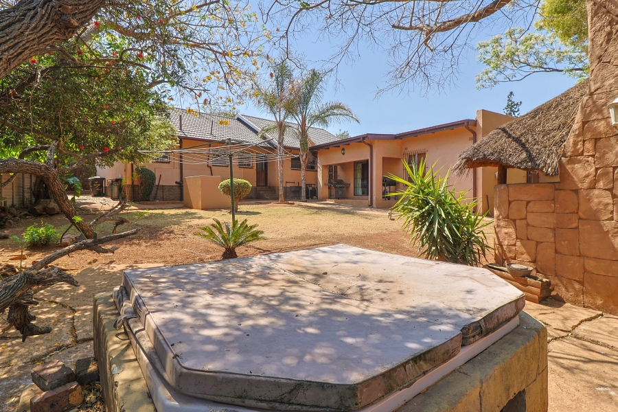 4 Bedroom Property for Sale in Kibler Park Gauteng