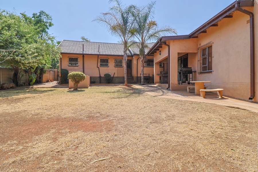 4 Bedroom Property for Sale in Kibler Park Gauteng