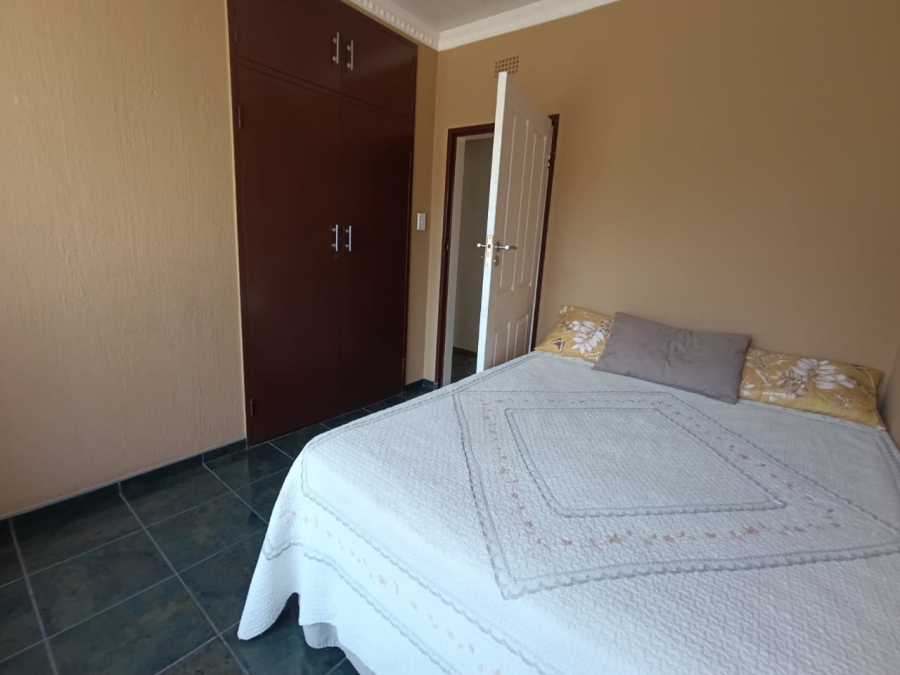 3 Bedroom Property for Sale in Brackendowns Gauteng