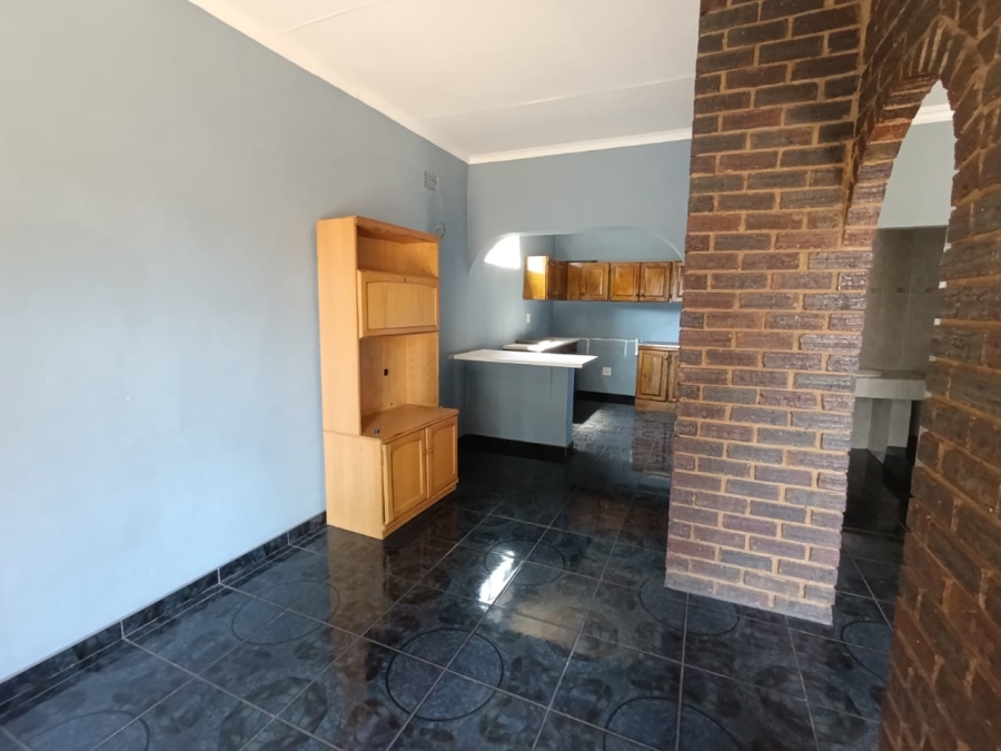 3 Bedroom Property for Sale in Brackendowns Gauteng