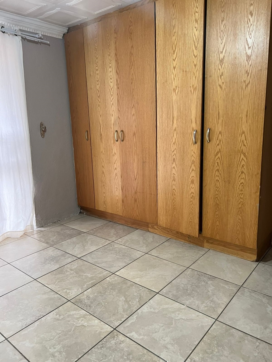 To Let 3 Bedroom Property for Rent in Country View Gauteng