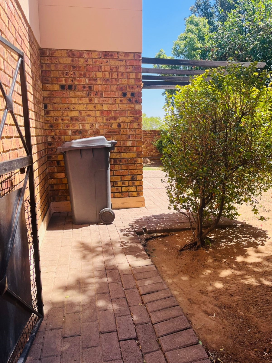 3 Bedroom Property for Sale in Kyalami Hills Gauteng