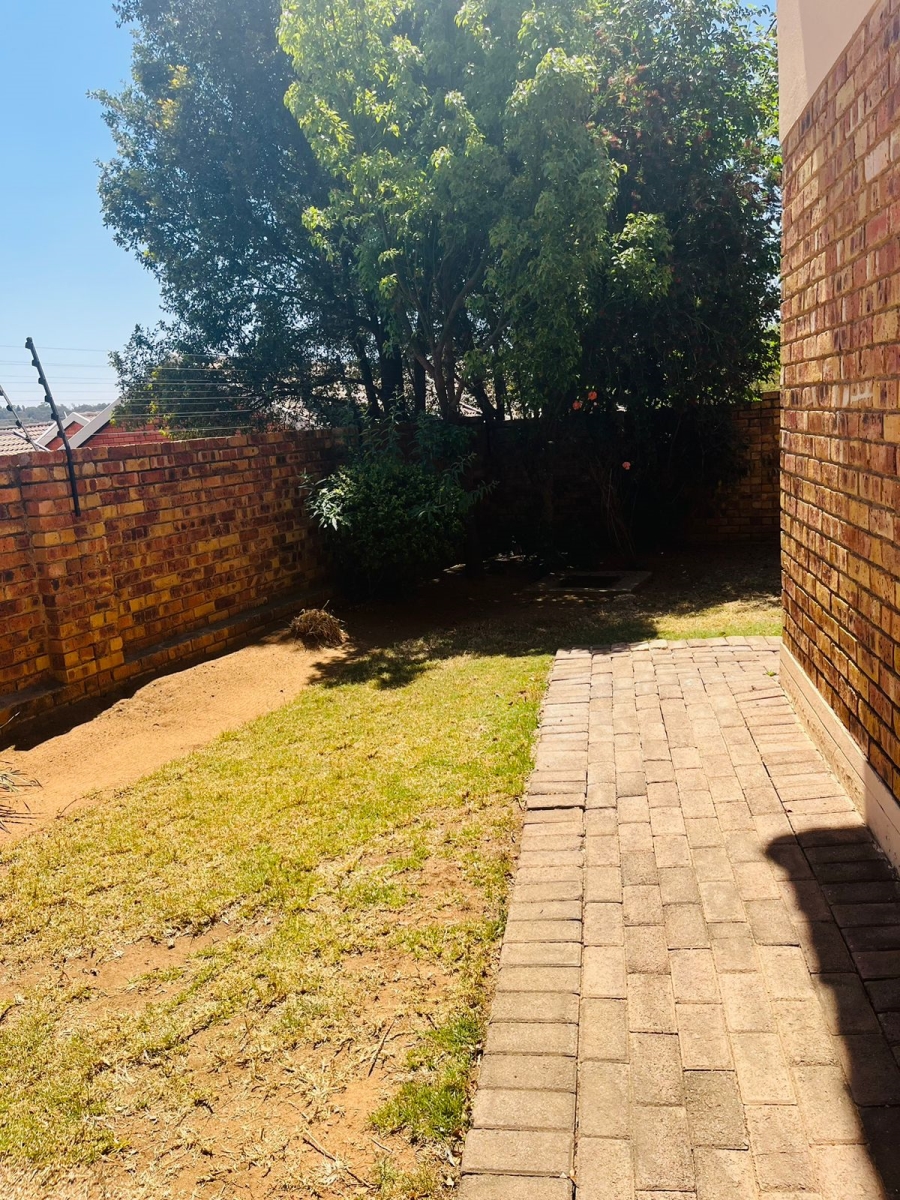 3 Bedroom Property for Sale in Kyalami Hills Gauteng