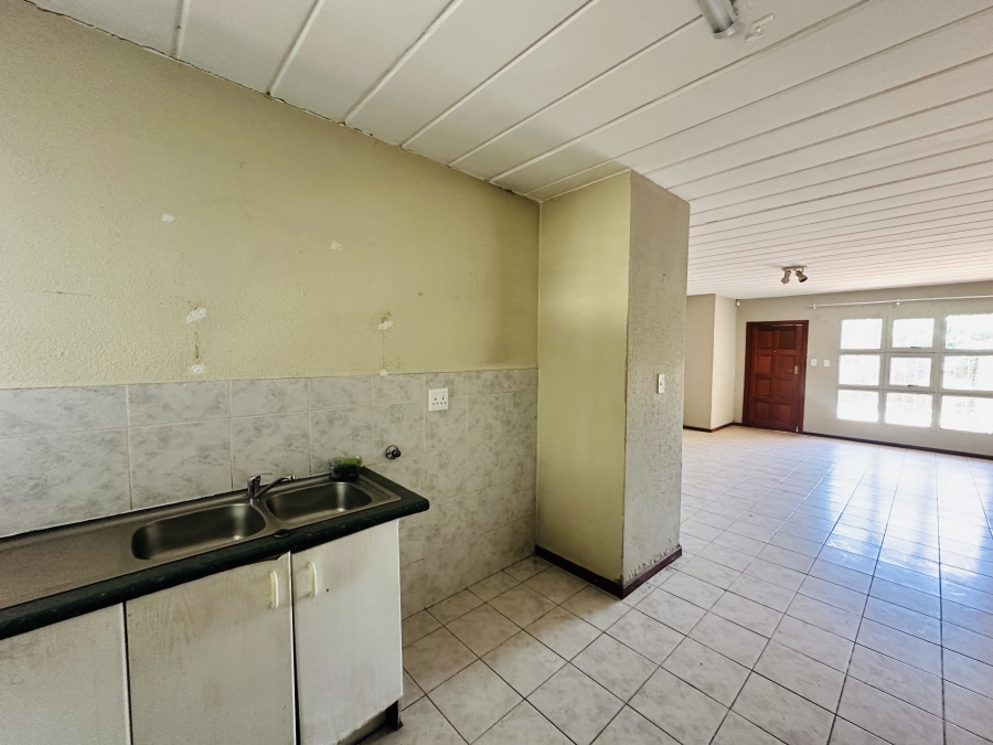 3 Bedroom Property for Sale in Kibler Park Gauteng