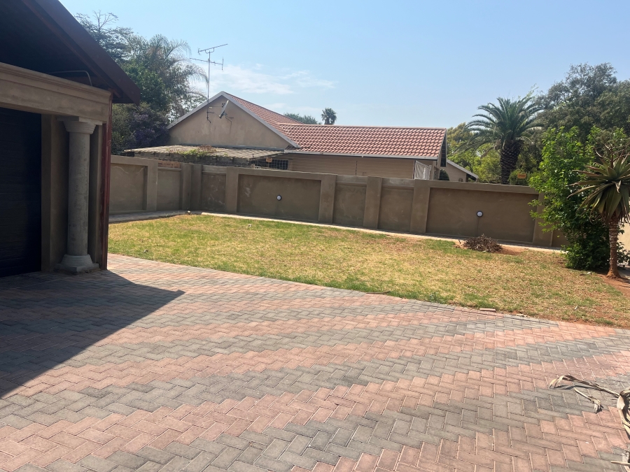 To Let 3 Bedroom Property for Rent in Mayberry Park Gauteng