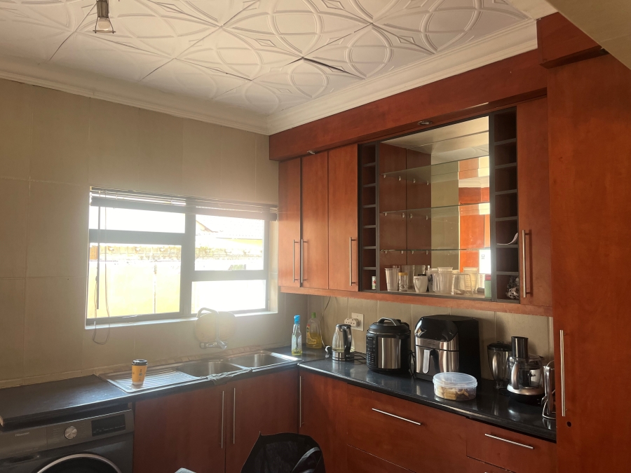 To Let 3 Bedroom Property for Rent in Mayberry Park Gauteng