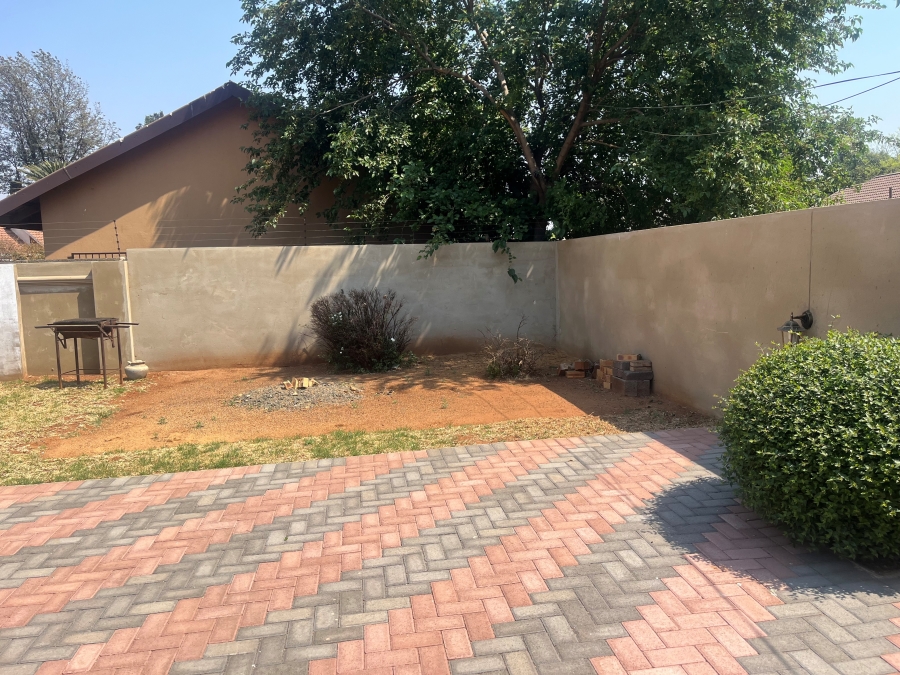 To Let 3 Bedroom Property for Rent in Mayberry Park Gauteng