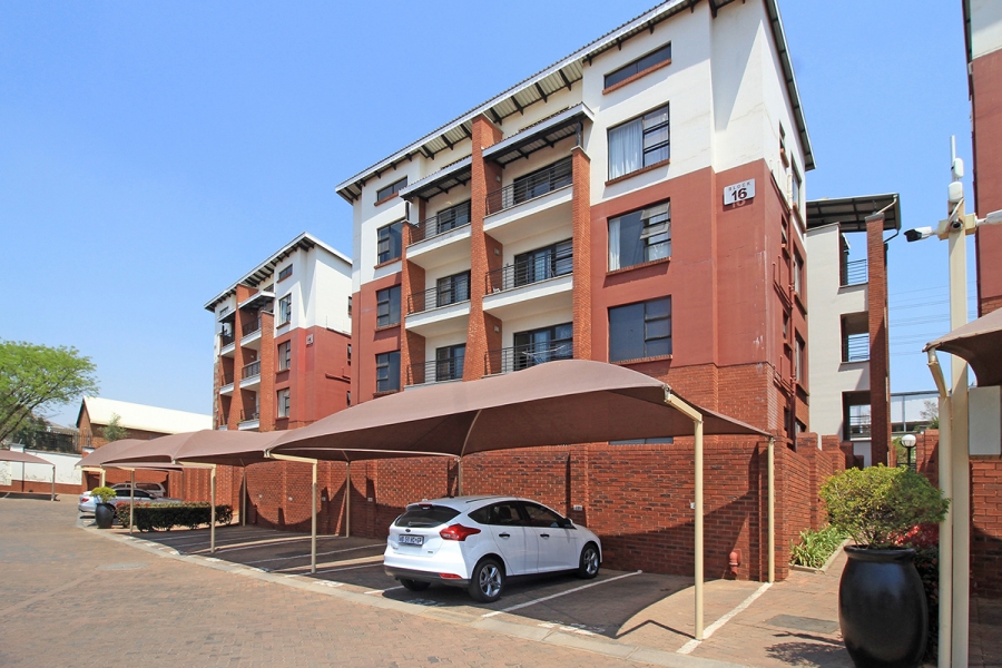 2 Bedroom Property for Sale in Greenstone Hill Gauteng