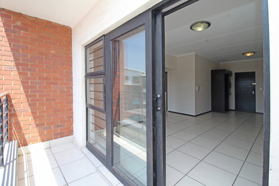 2 Bedroom Property for Sale in Greenstone Hill Gauteng