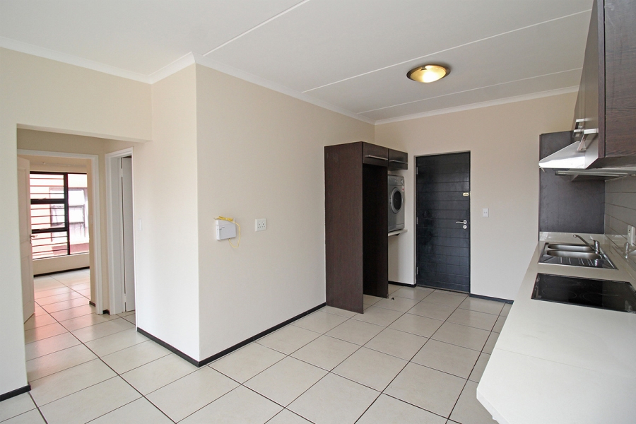 2 Bedroom Property for Sale in Greenstone Hill Gauteng