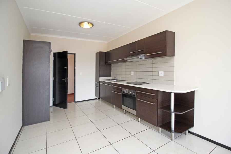 2 Bedroom Property for Sale in Greenstone Hill Gauteng