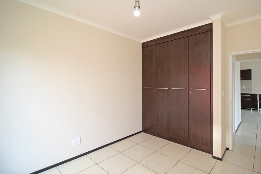 2 Bedroom Property for Sale in Greenstone Hill Gauteng