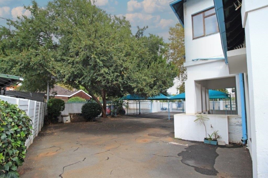 To Let 5 Bedroom Property for Rent in Sydenham Gauteng