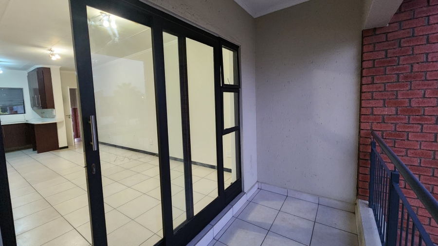 2 Bedroom Property for Sale in Greenstone Hill Gauteng