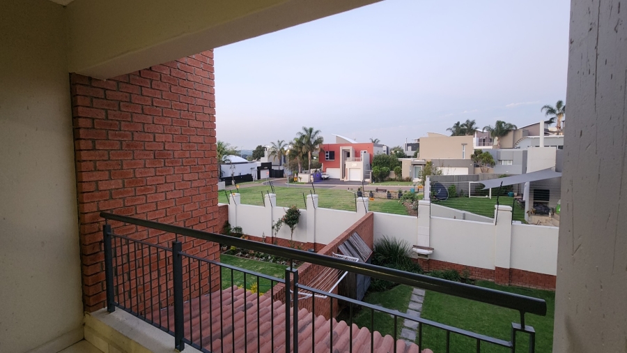 2 Bedroom Property for Sale in Greenstone Hill Gauteng