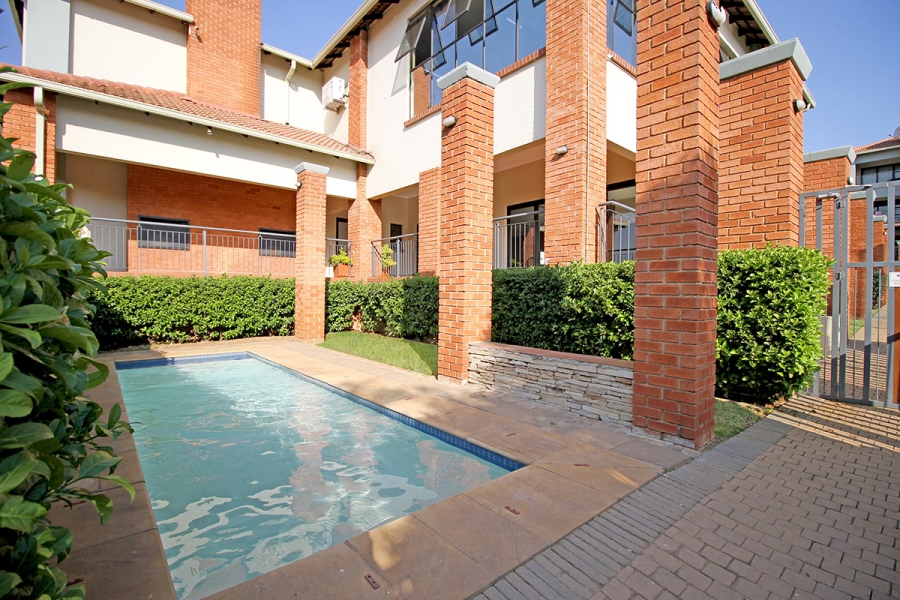 2 Bedroom Property for Sale in Greenstone Hill Gauteng