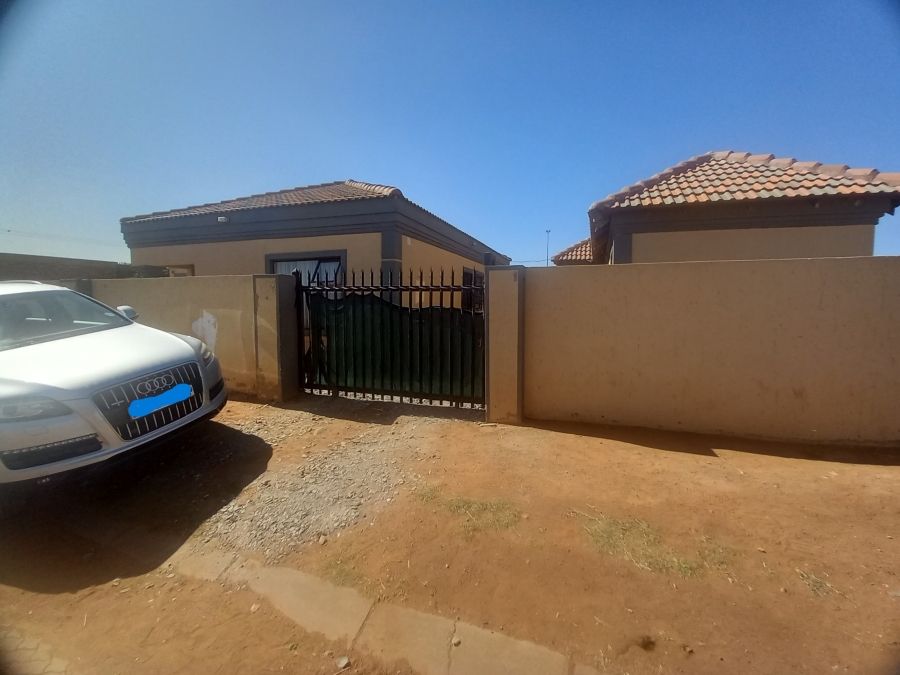 3 Bedroom Property for Sale in Tsakane Gauteng