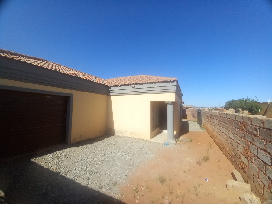 3 Bedroom Property for Sale in Tsakane Gauteng