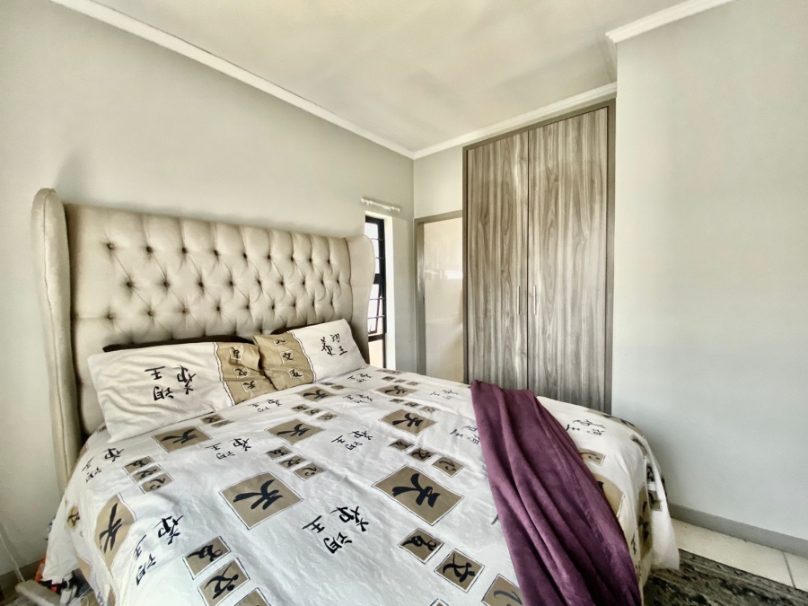 To Let 3 Bedroom Property for Rent in Amberfield Gauteng