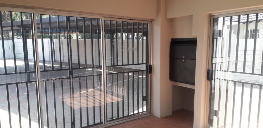 To Let commercial Property for Rent in Doringkloof Gauteng