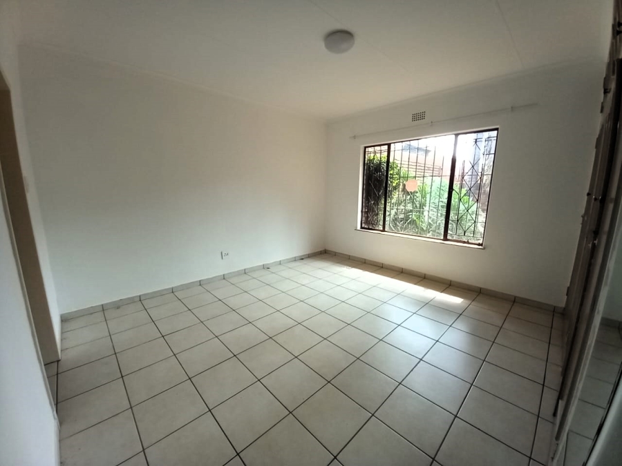 3 Bedroom Property for Sale in Birchleigh North Gauteng