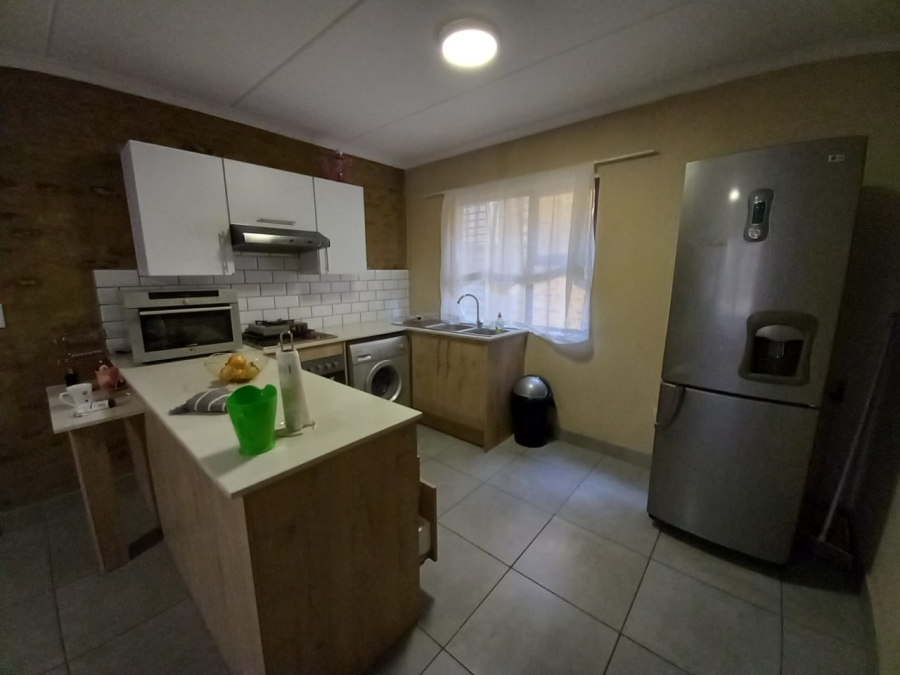 2 Bedroom Property for Sale in Pomona Gauteng