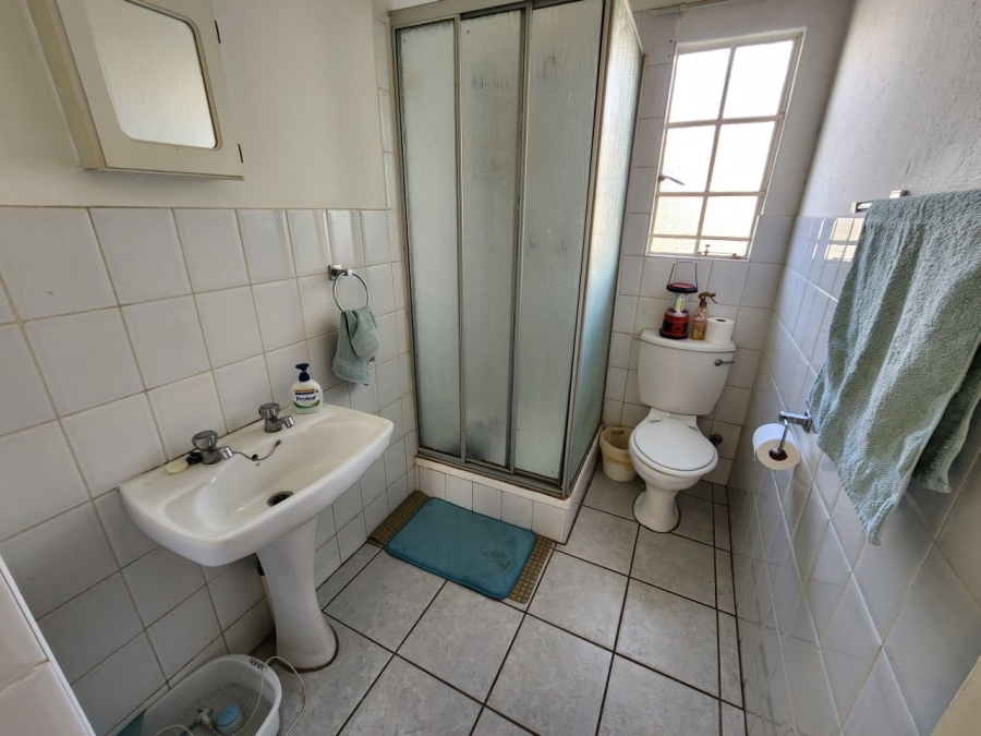 2 Bedroom Property for Sale in Bartlett Gauteng