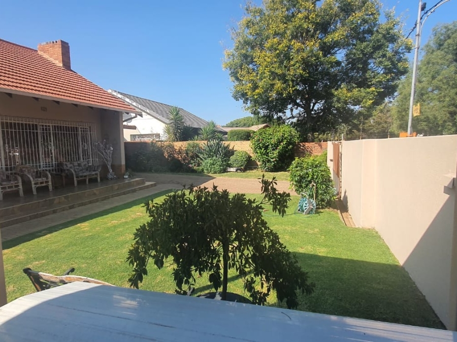 3 Bedroom Property for Sale in Brenthurst Gauteng