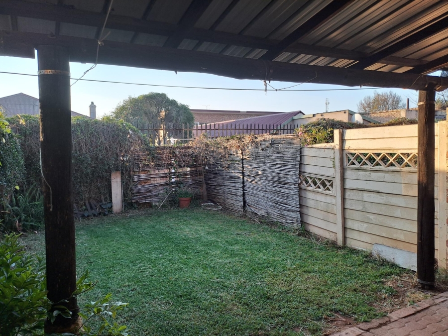 To Let 2 Bedroom Property for Rent in Brakpan Central Gauteng