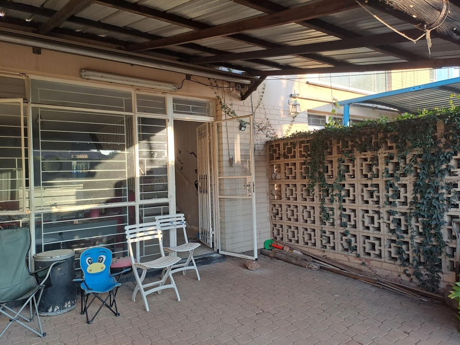 To Let 2 Bedroom Property for Rent in Brakpan Central Gauteng