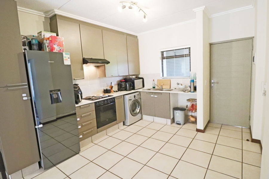 2 Bedroom Property for Sale in Bryanston Gauteng