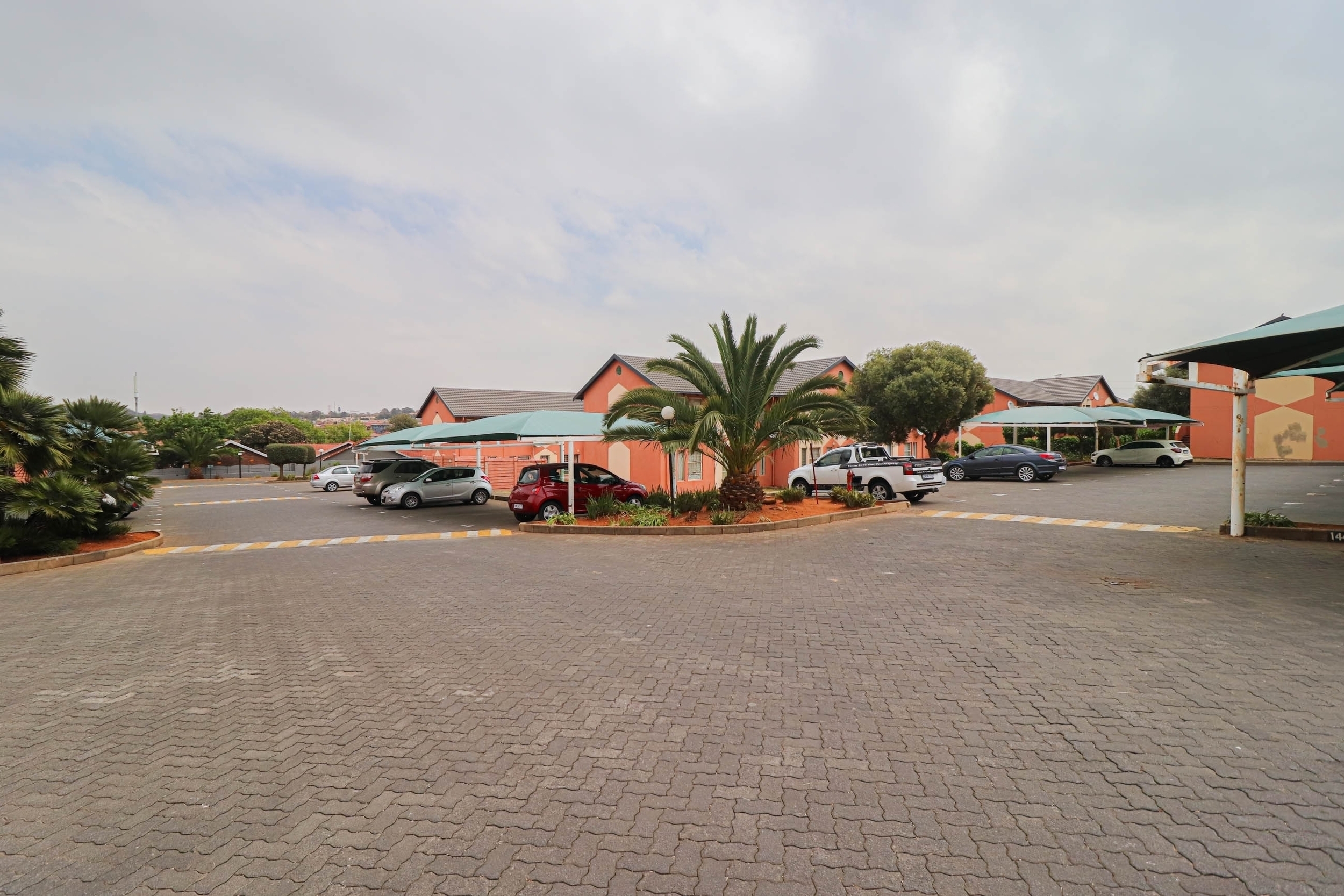 2 Bedroom Property for Sale in Ridgeway Gauteng