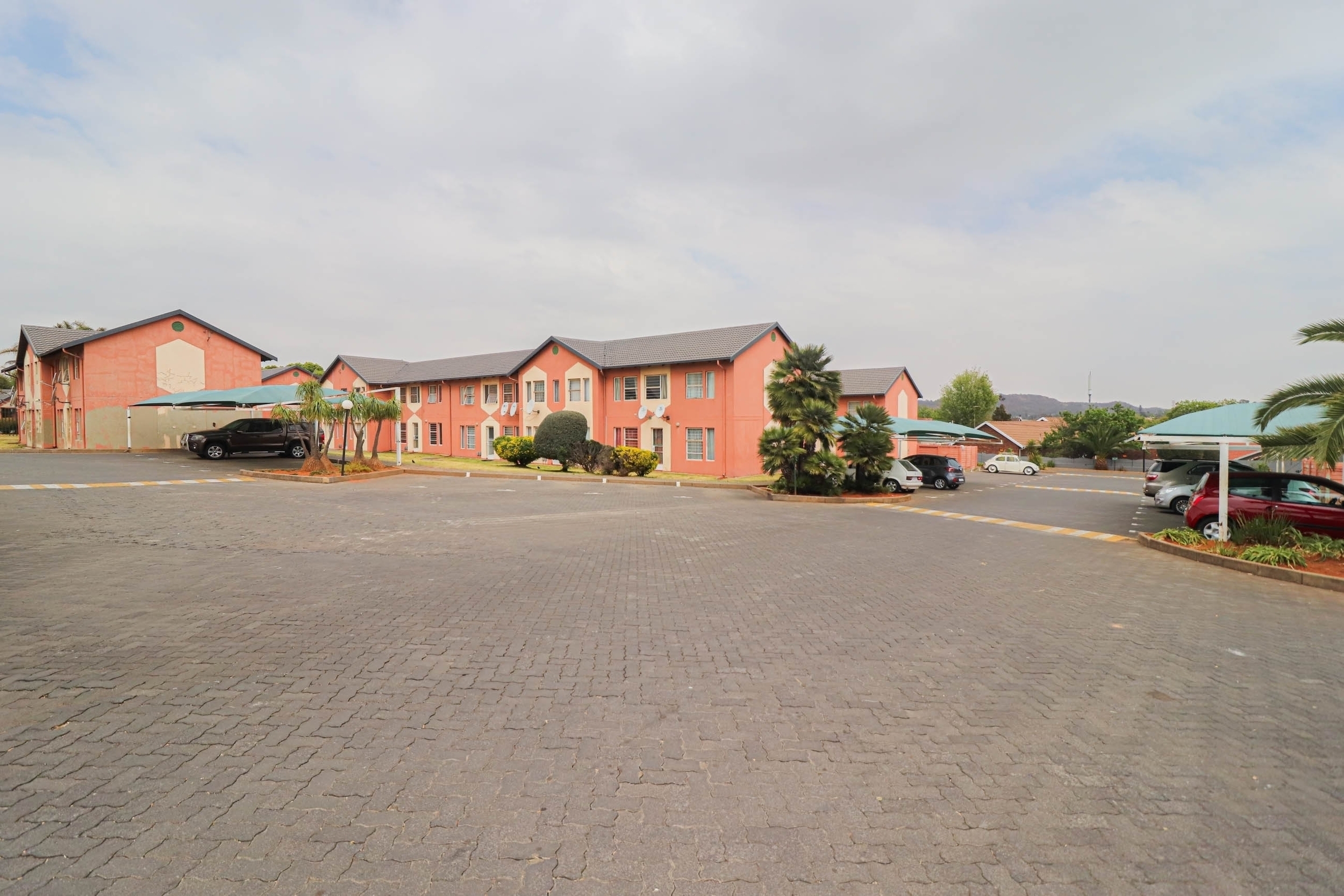 2 Bedroom Property for Sale in Ridgeway Gauteng