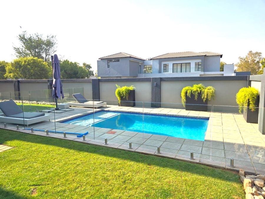 4 Bedroom Property for Sale in La Como Lifestyle Estate Gauteng