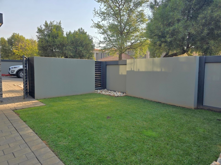 4 Bedroom Property for Sale in La Como Lifestyle Estate Gauteng