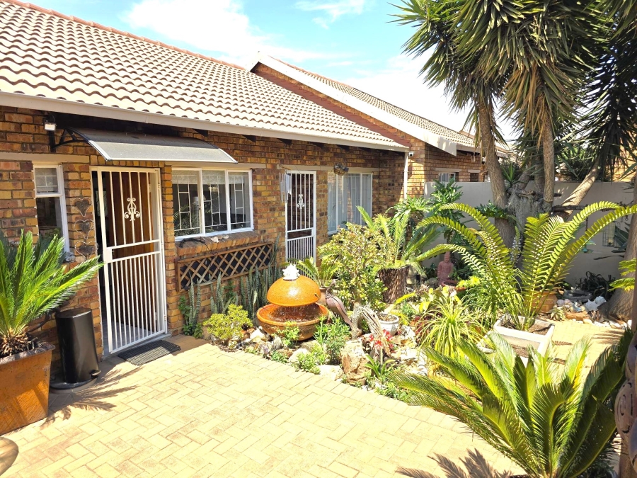 3 Bedroom Property for Sale in Birch Acres Gauteng