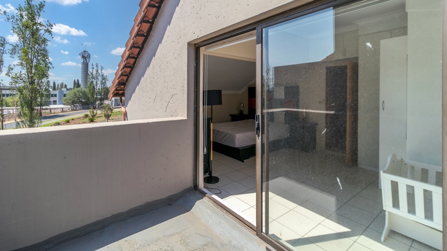 3 Bedroom Property for Sale in Erand Gardens Gauteng