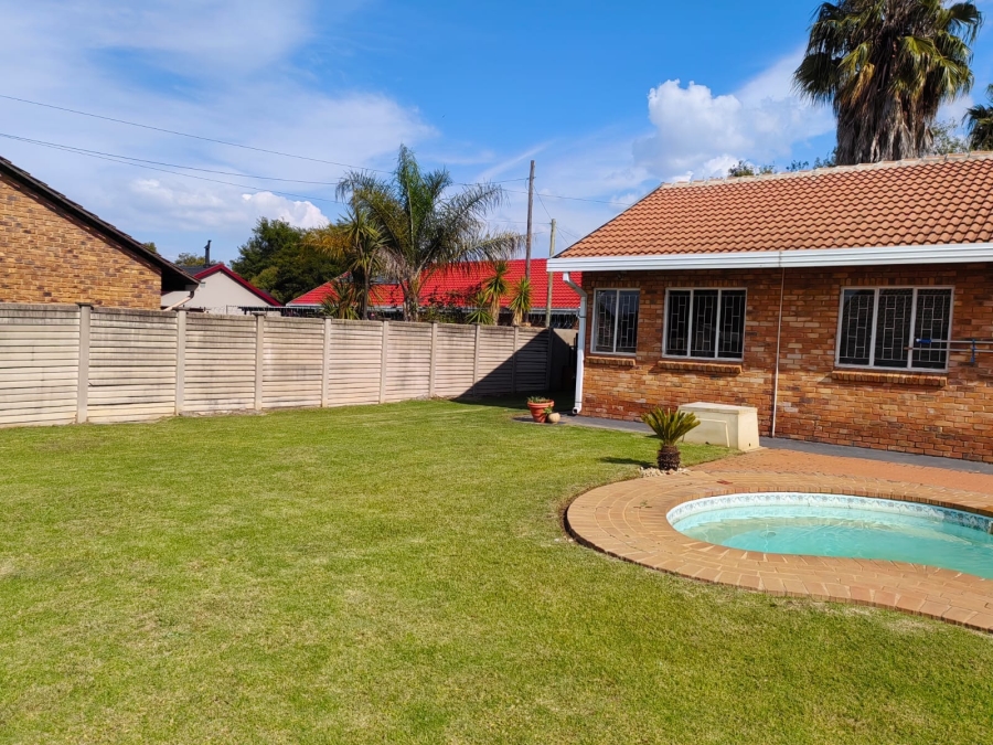 5 Bedroom Property for Sale in Rayton Gauteng