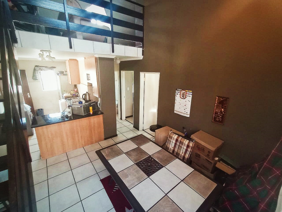 2 Bedroom Property for Sale in Kosmosdal Gauteng