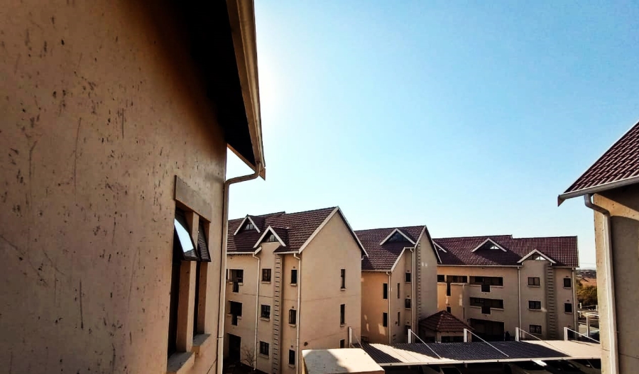 2 Bedroom Property for Sale in Kosmosdal Gauteng