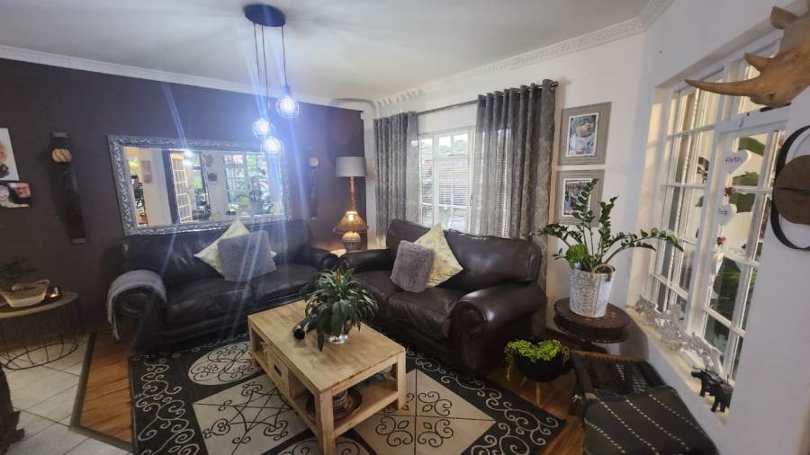 4 Bedroom Property for Sale in Eldoraigne Gauteng