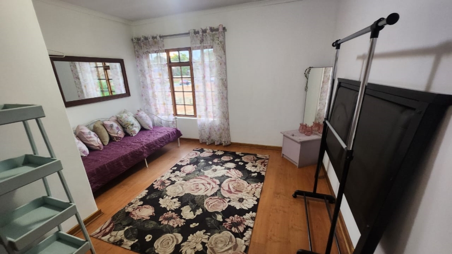 4 Bedroom Property for Sale in Eldoraigne Gauteng