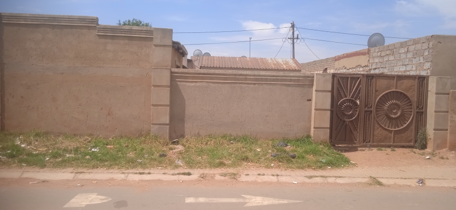 1 Bedroom Property for Sale in Slovoville Gauteng