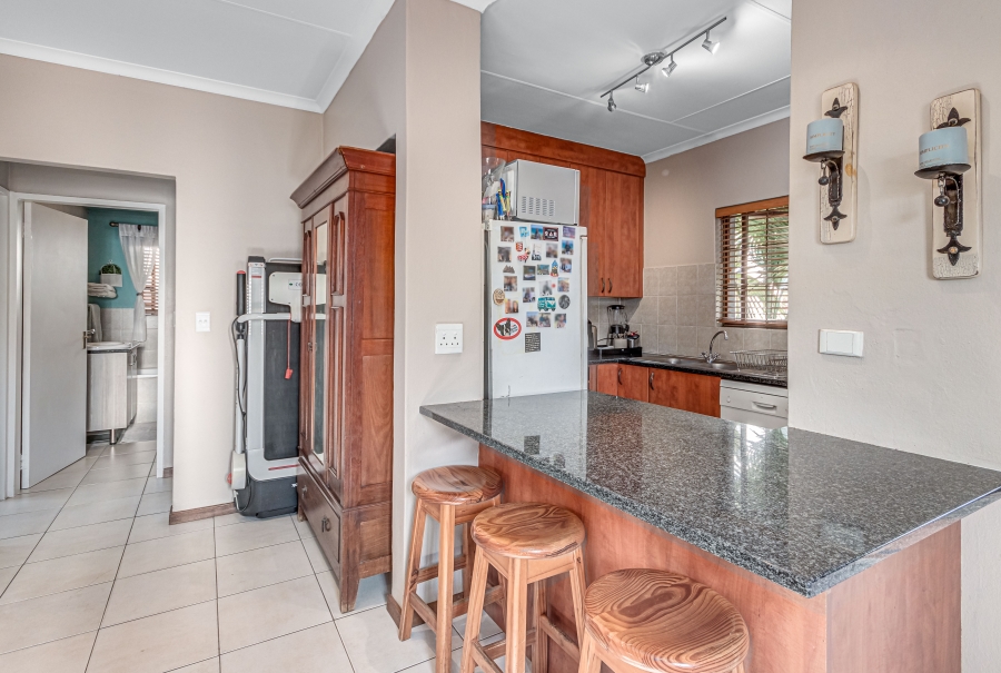 2 Bedroom Property for Sale in Paulshof Gauteng