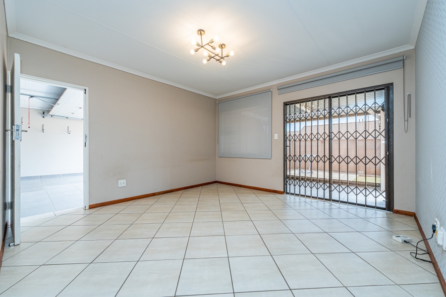 3 Bedroom Property for Sale in Eldo View Gauteng