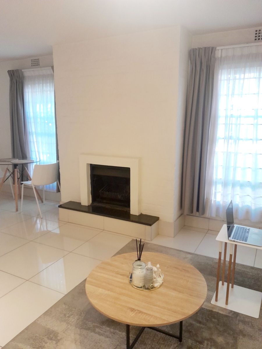 To Let 1 Bedroom Property for Rent in Sandown Gauteng