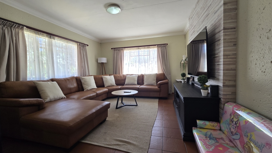 3 Bedroom Property for Sale in Clarens Park Gauteng